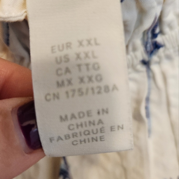 White maxi dress with blue corn flowers - Picture 1 of 4